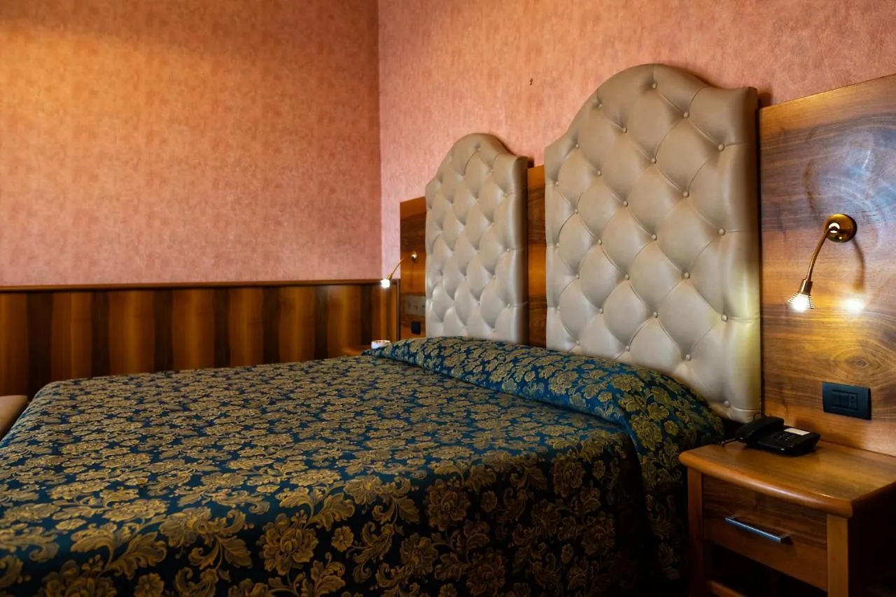 Taormina Park Hotel 4*,
